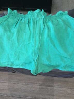 Express High-Waist Smocked Shorts in  Green